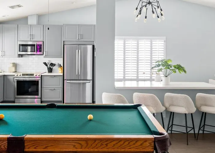 Ferienhaus 3bedroom 2bath - Saltwater Pool, Hot Tub, & Pool Table
