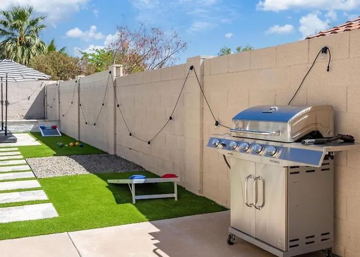 3bedroom 2bath - Saltwater Pool, Hot Tub, & Pool Table